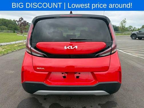 Inferno Red 2024 Kia Soul LX