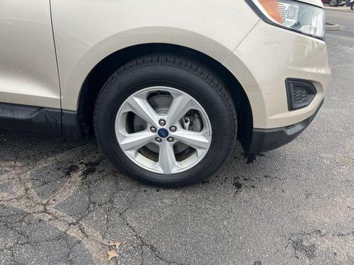 2017 Ford Edge SE