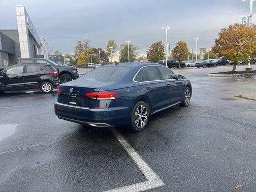 2022 Volkswagen Passat 2.0T SE