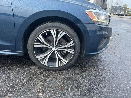 2022 Volkswagen Passat 2.0T SE