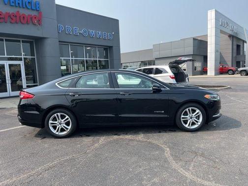 2018 Ford Fusion Hybrid SE