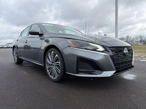 2025 Nissan Altima SL