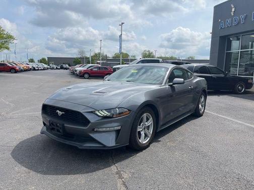 2022 Ford Mustang EcoBoost