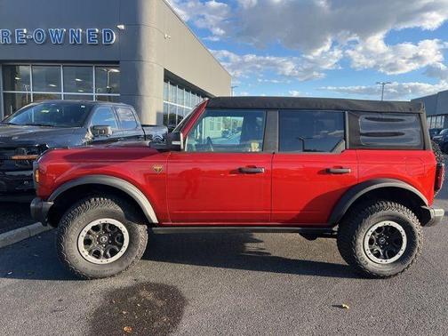 2023 Ford Bronco Badlands