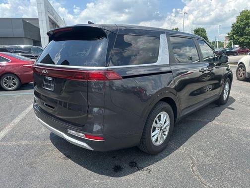 2022 Kia Carnival LXS