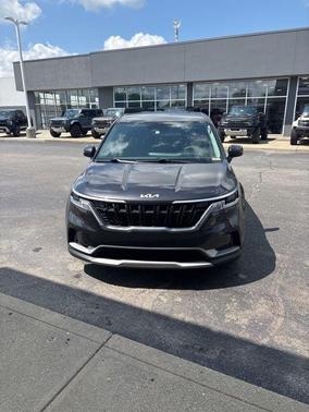 2022 Kia Carnival LXS