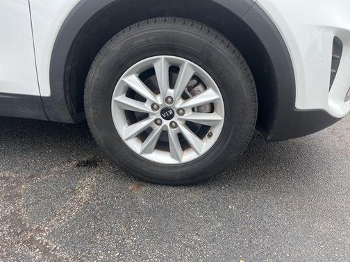 2020 Kia Sorento LX