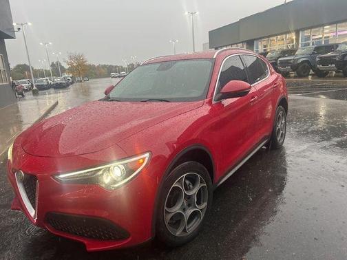 2018 Alfa Romeo Stelvio Base