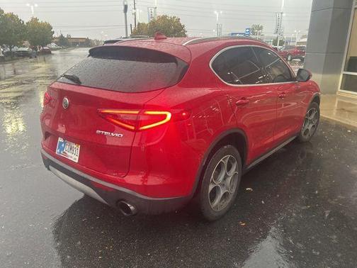 2018 Alfa Romeo Stelvio Base