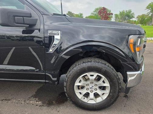 Black Metallic 2023 Ford F-150 XLT