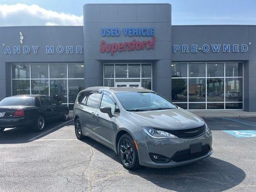 2020 Chrysler Pacifica Touring-L Plus