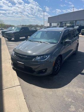 2020 Chrysler Pacifica Touring-L Plus