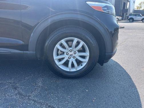2021 Ford Explorer Base
