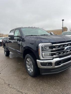 2025 Ford F-350 Lariat Super Duty