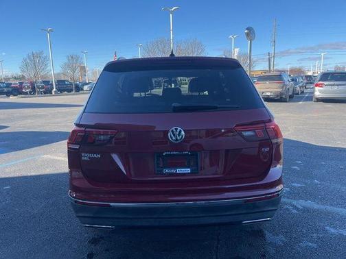 2018 Volkswagen Tiguan 2.0T SEL