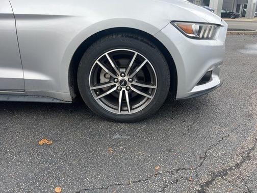 2017 Ford Mustang EcoBoost Premium
