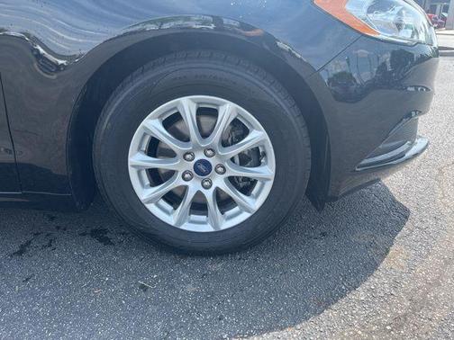 2017 Ford Fusion S