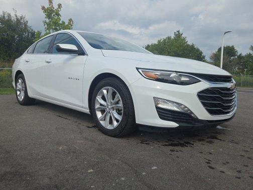 Summit White 2025 Chevrolet Malibu LT