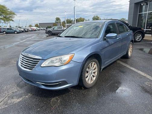 2011 Chrysler 200 Touring