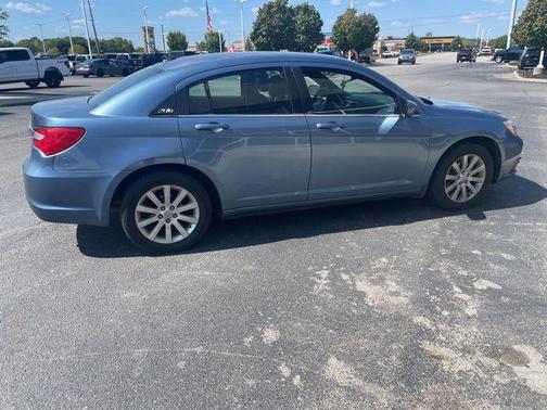 2011 Chrysler 200 Touring