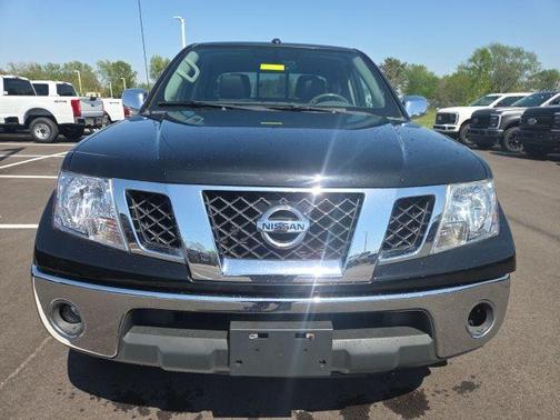 Magnetic Black Pearl 2019 Nissan Frontier SL