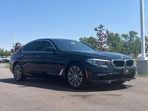 Jet Black 2018 BMW 530e xDrive iPerformance