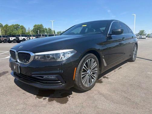 Jet Black 2018 BMW 530e xDrive iPerformance