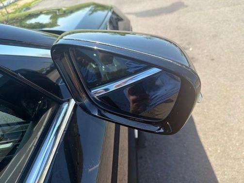 Jet Black 2018 BMW 530e xDrive iPerformance