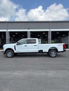 2025 Ford F-350 XLT