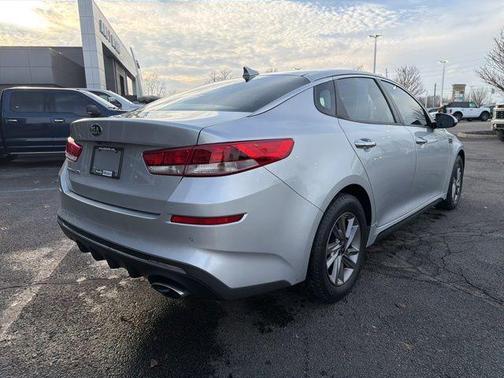 2020 Kia Optima LX
