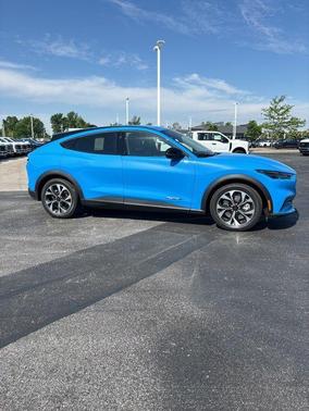 2024 Ford Mustang Mach-E Select