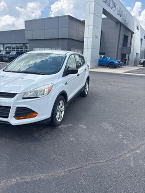 2016 Ford Escape S