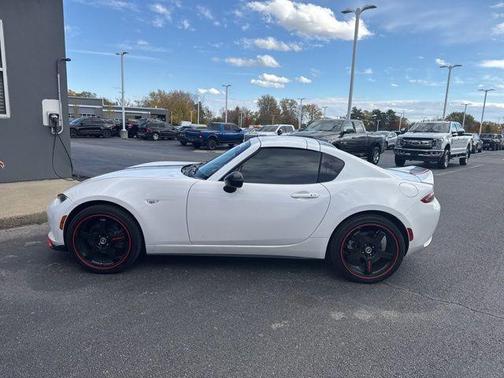 2017 Mazda MX-5 Miata Club