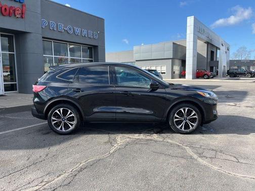 2021 Ford Escape SE