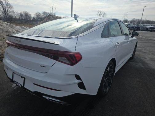 2024 Kia K5 GT-Line