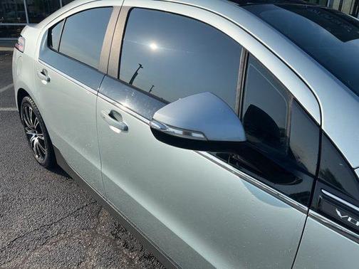 2012 Chevrolet Volt Base