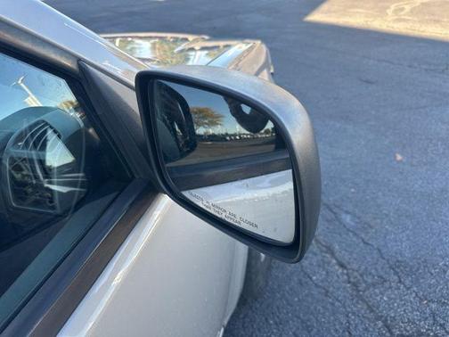2004 Chevrolet Colorado LS