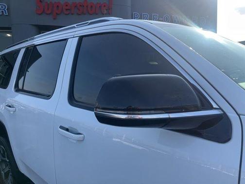 2023 Jeep Wagoneer Series III