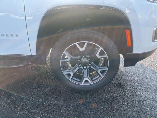 2023 Jeep Wagoneer Series III