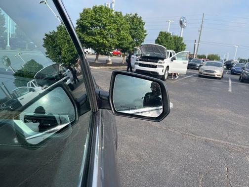 2020 GMC Acadia SLE