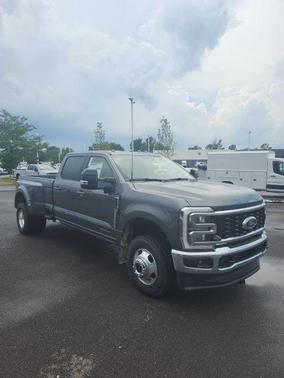 2025 Ford F-350 Lariat Super Duty