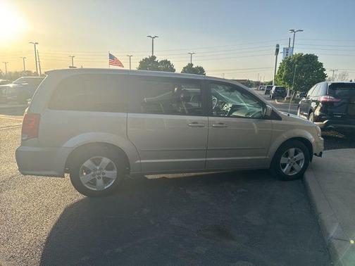 2013 Dodge Grand Caravan SE