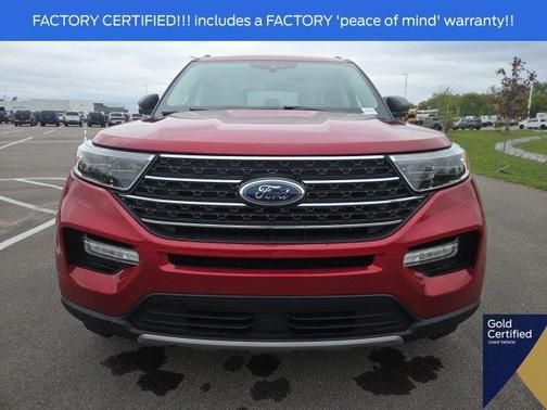 Rapid Red Metallic Tinted Clearcoat 2023 Ford Explorer XLT