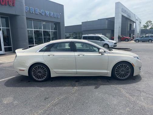 2016 Lincoln MKZ Base