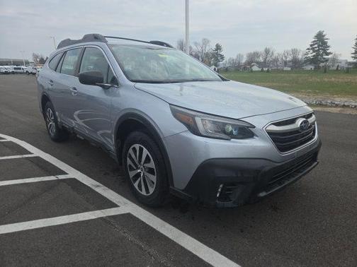 Ice Silver Metallic 2022 Subaru Outback