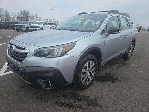 Ice Silver Metallic 2022 Subaru Outback