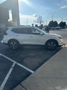 2020 Nissan Rogue SV