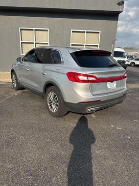Ingot Silver 2017 Lincoln MKX Select