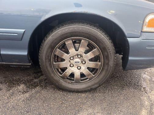 2008 Ford Crown Victoria LX