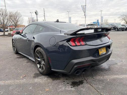 2024 Ford Mustang Dark Horse